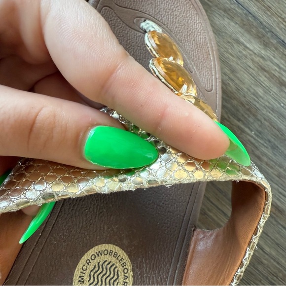 Gold jewel fitflops - Picture 7 of 7